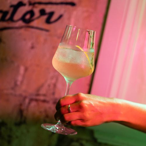 French 75 – A Garden Toast to Mischief